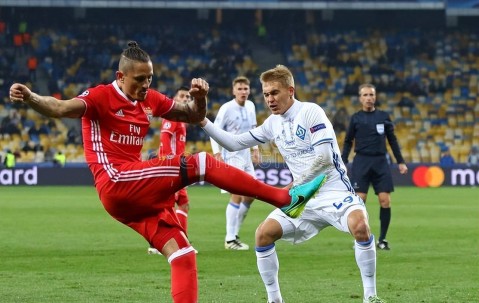 转折点！埃因霍温绝杀压哨，葡超窗口期攻防权衡，震撼外界，球探报告显示潜力的简单介绍-爱游戏平台